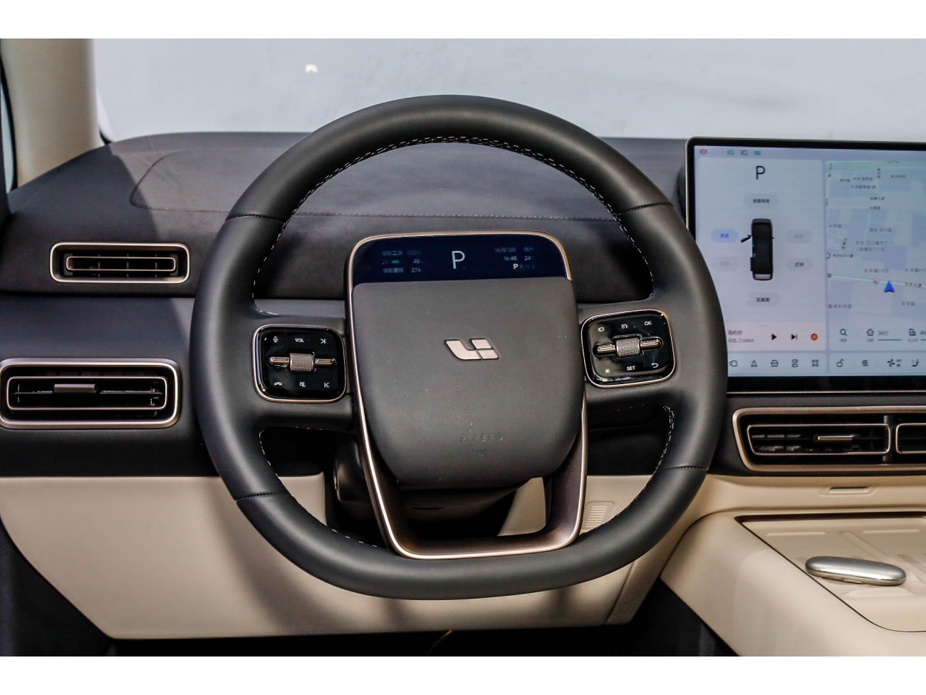 Li Auto MEGA 2025