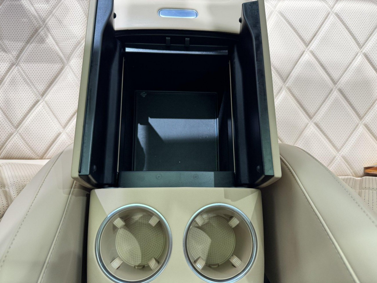 Chery T11 2025