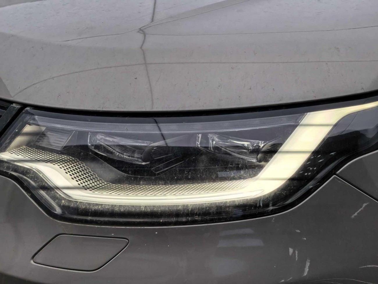 Land Rover Discovery 2021