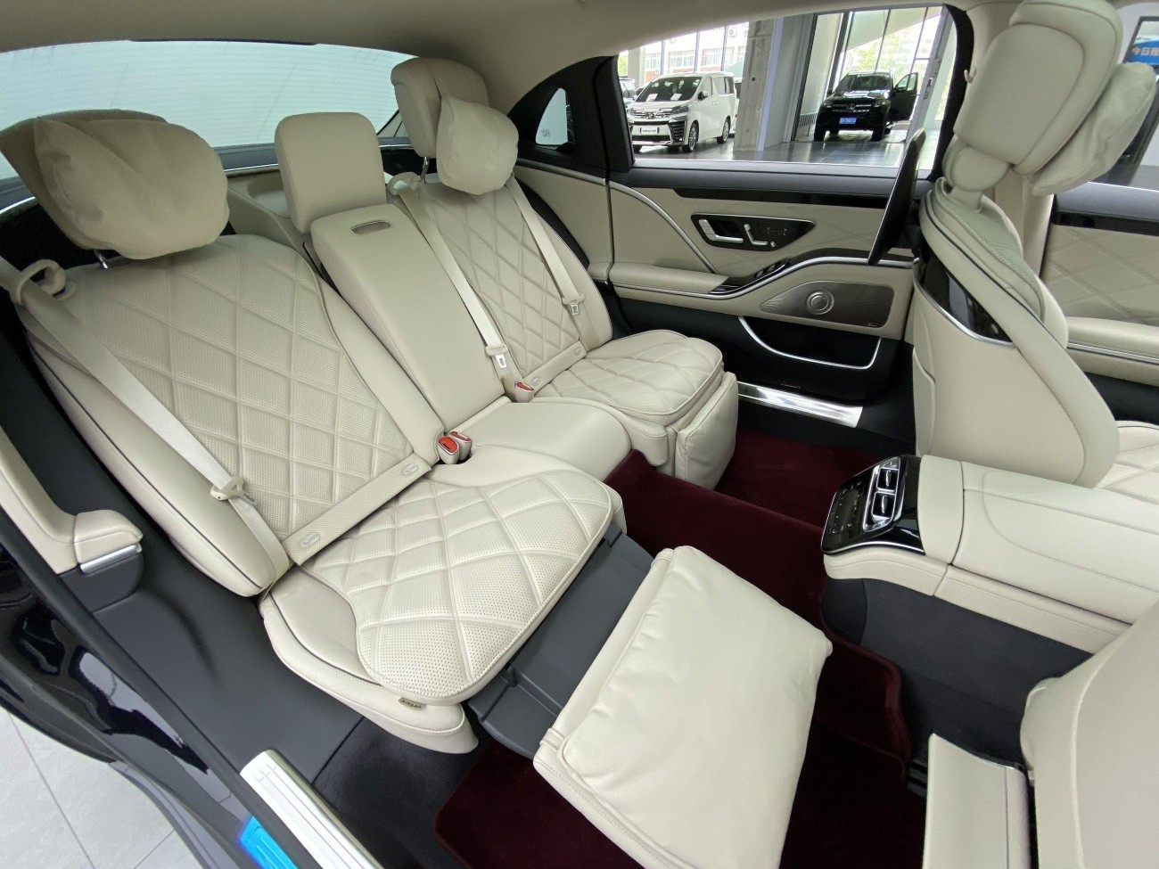 Mercedes-Benz S 480 4MATIC 2024