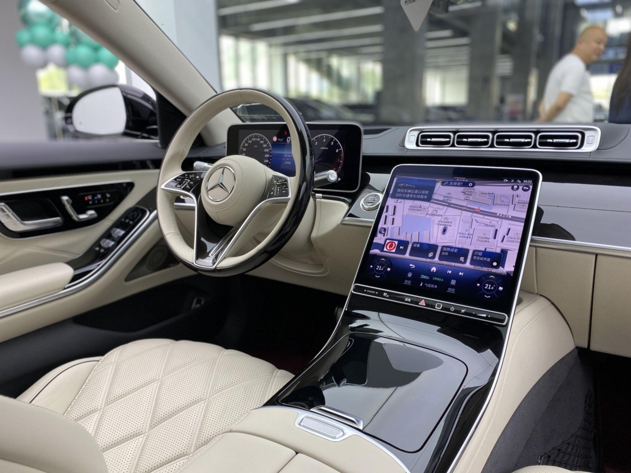 Mercedes-Benz S 480 4MATIC 2024