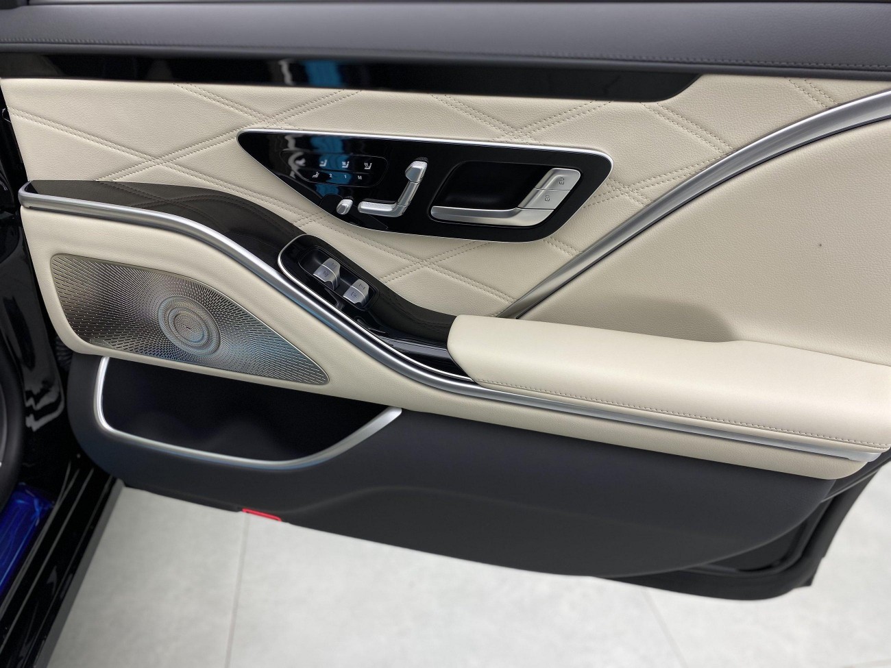Mercedes-Benz S 480 4MATIC 2024