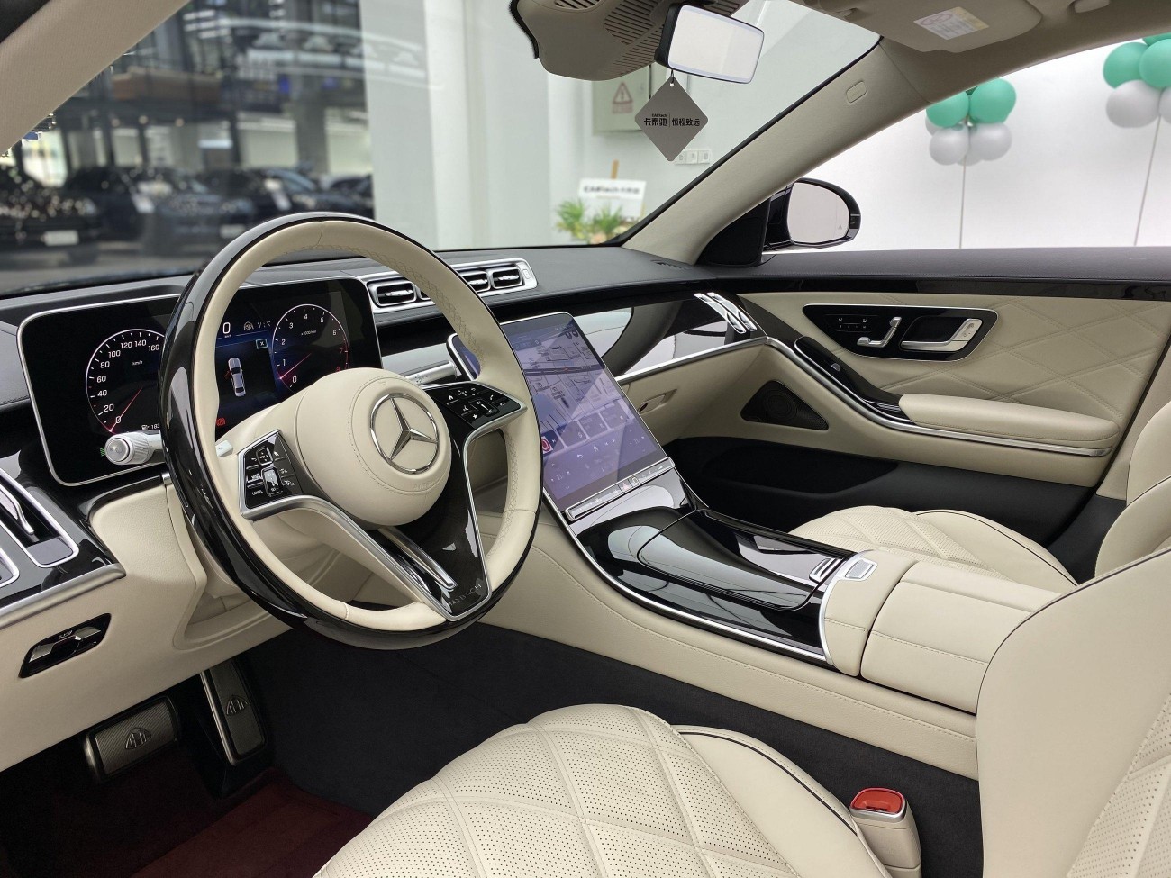 Mercedes-Benz S 480 4MATIC 2024