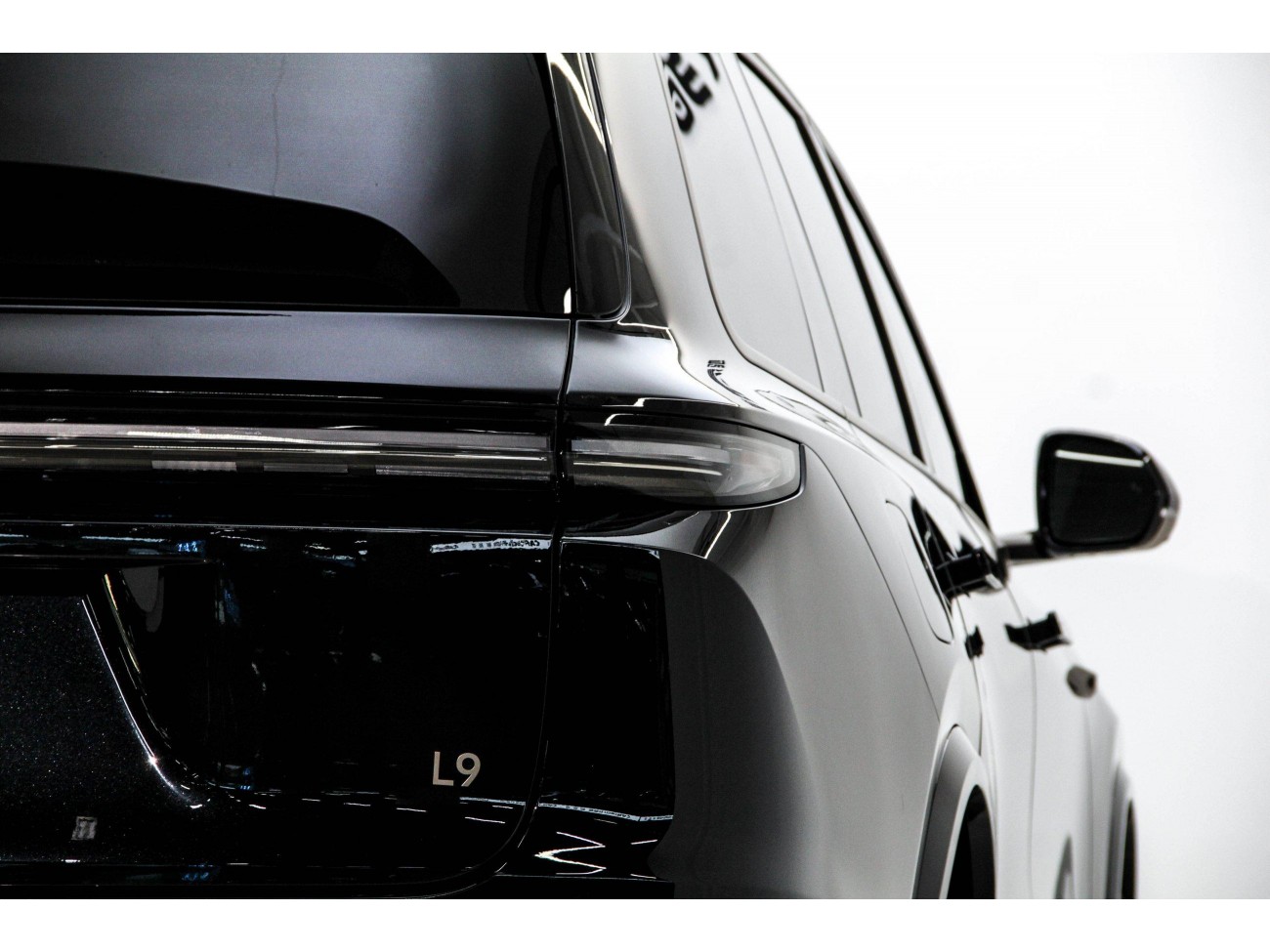 Li Auto L9 2025