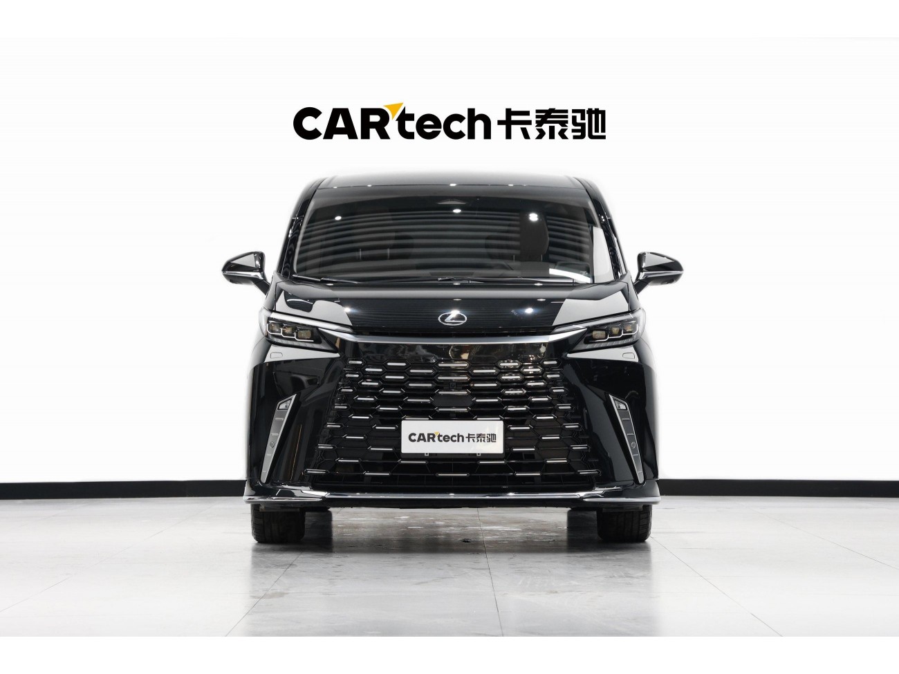 Lexus LM 500h 2025