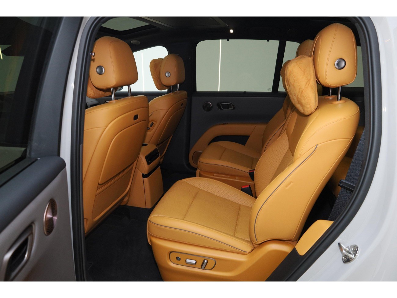 Li Auto i8 2025