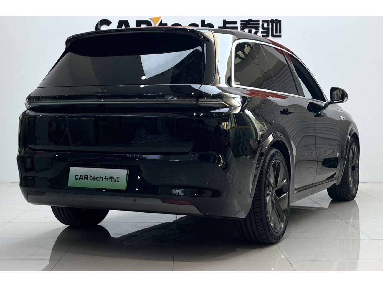 Li Auto L8 2025