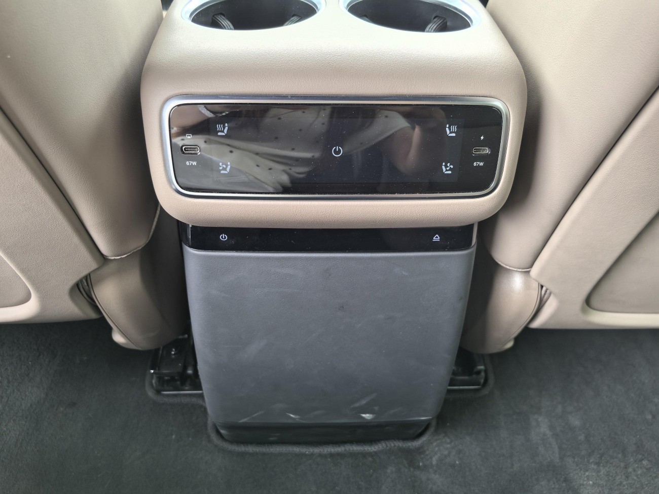 Li Auto L8 2025