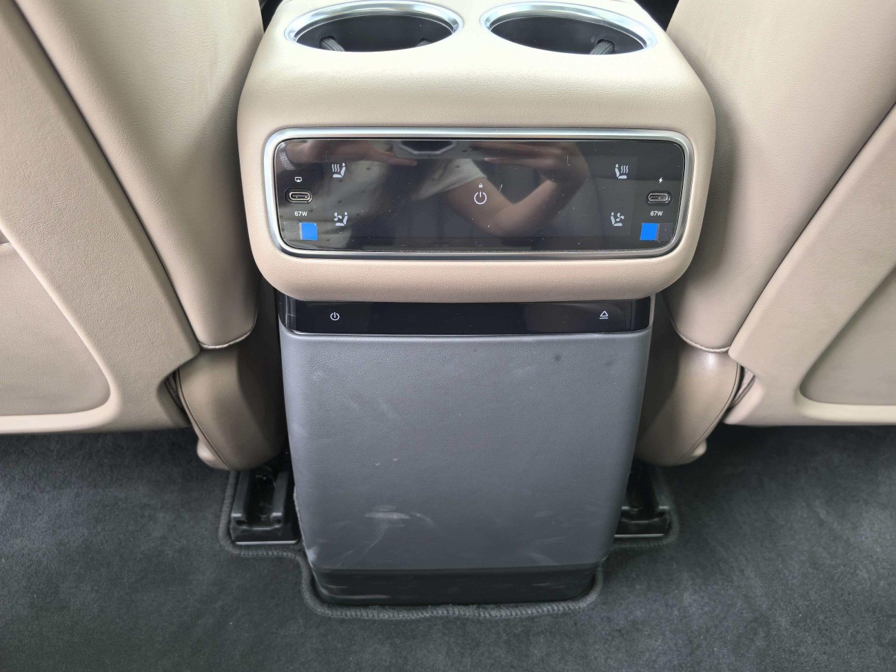 Li Auto L8 2025