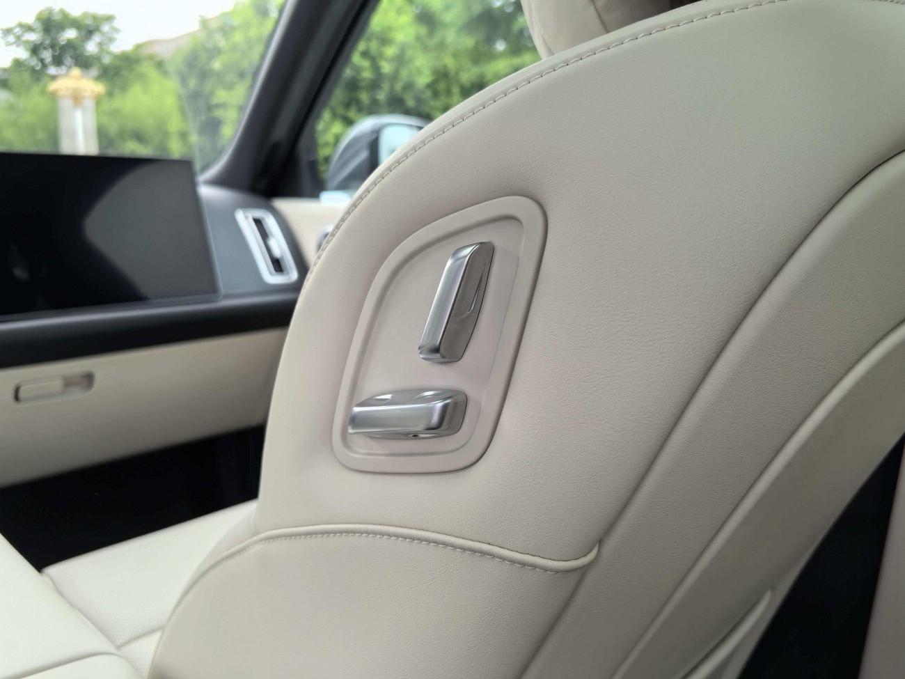 Li Auto L8 2025