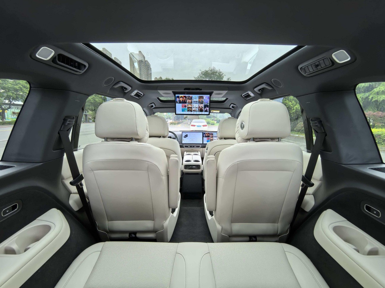 Li Auto L8 2025
