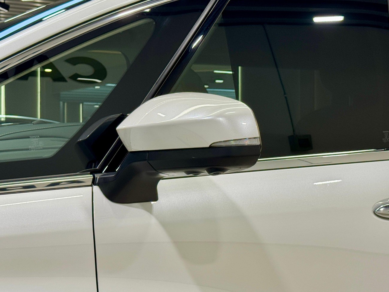 Toyota Vellfire 2024