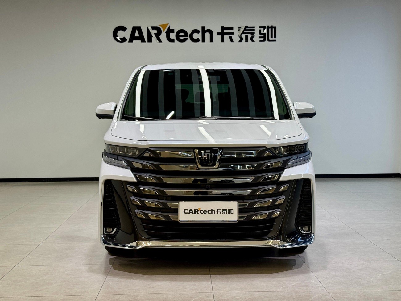 Toyota Vellfire 2024