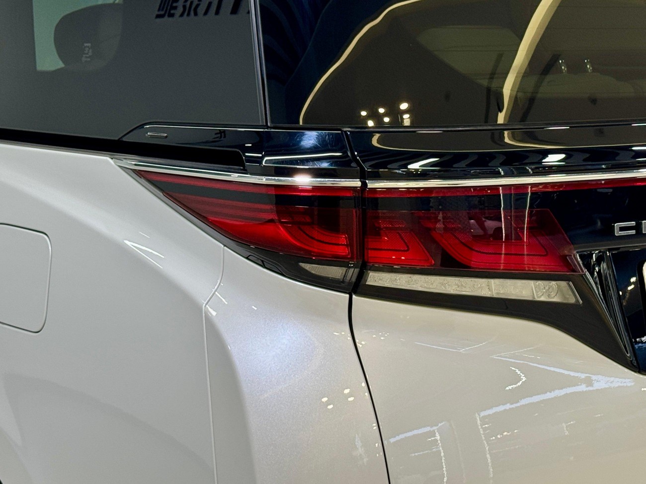 Toyota Vellfire 2024