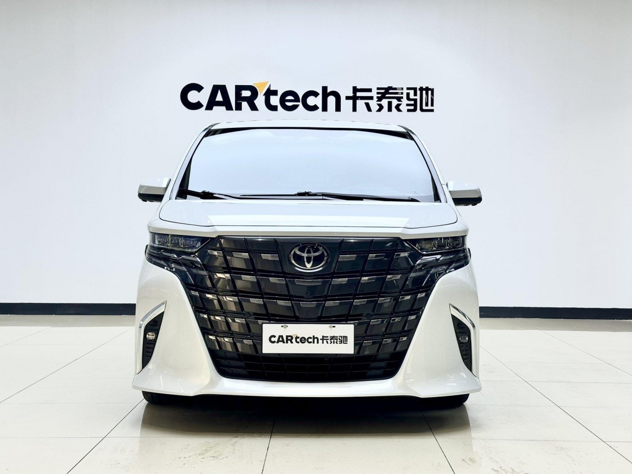 Toyota Alphard 2025