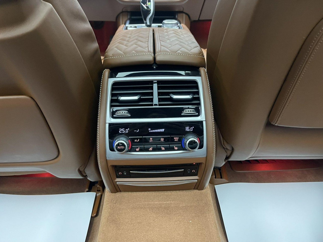 BMW 740Li 2020