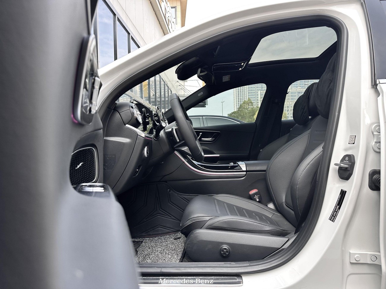 Mercedes-Benz C 260 L 2025