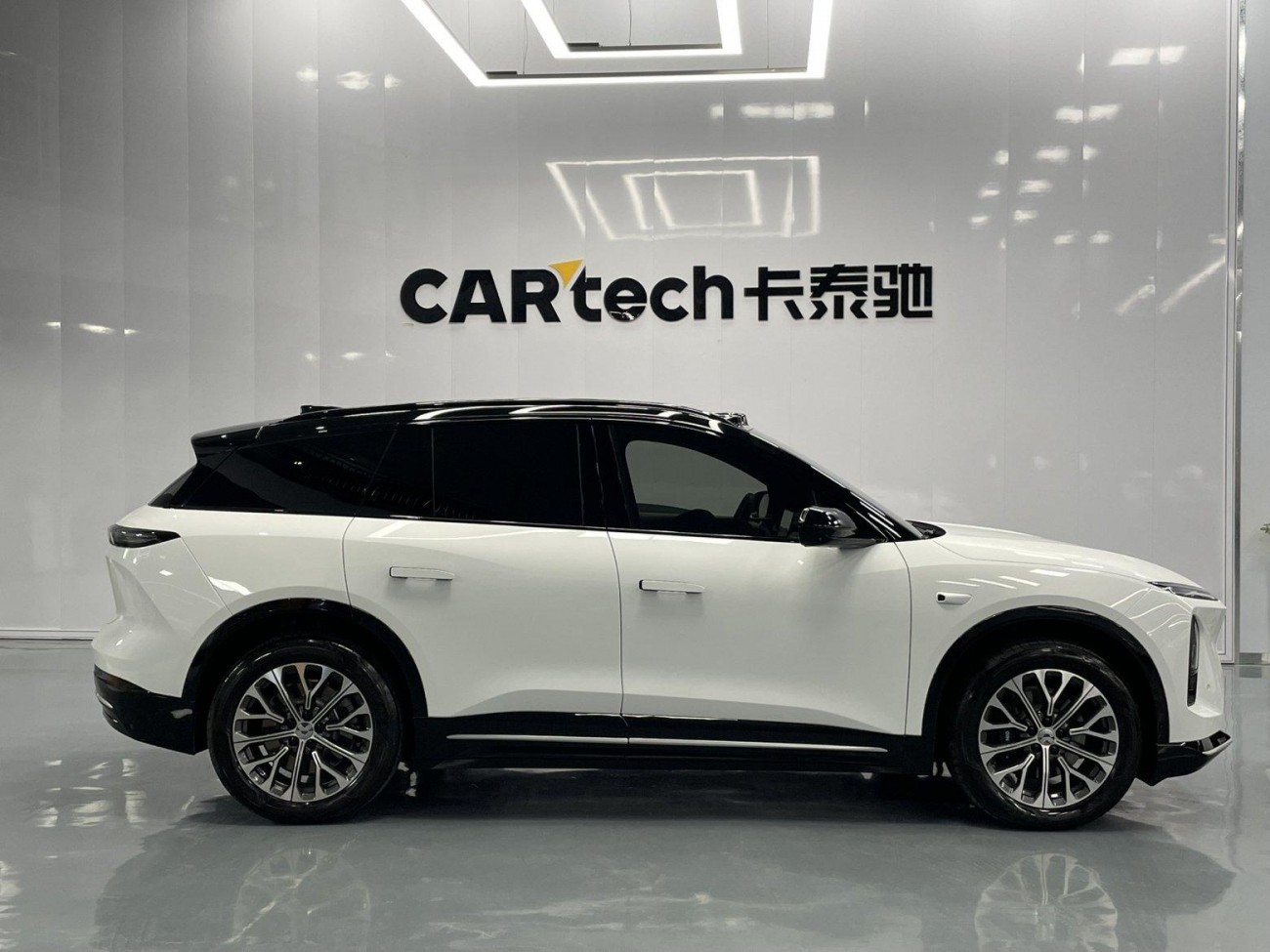 NIO ES6 2025