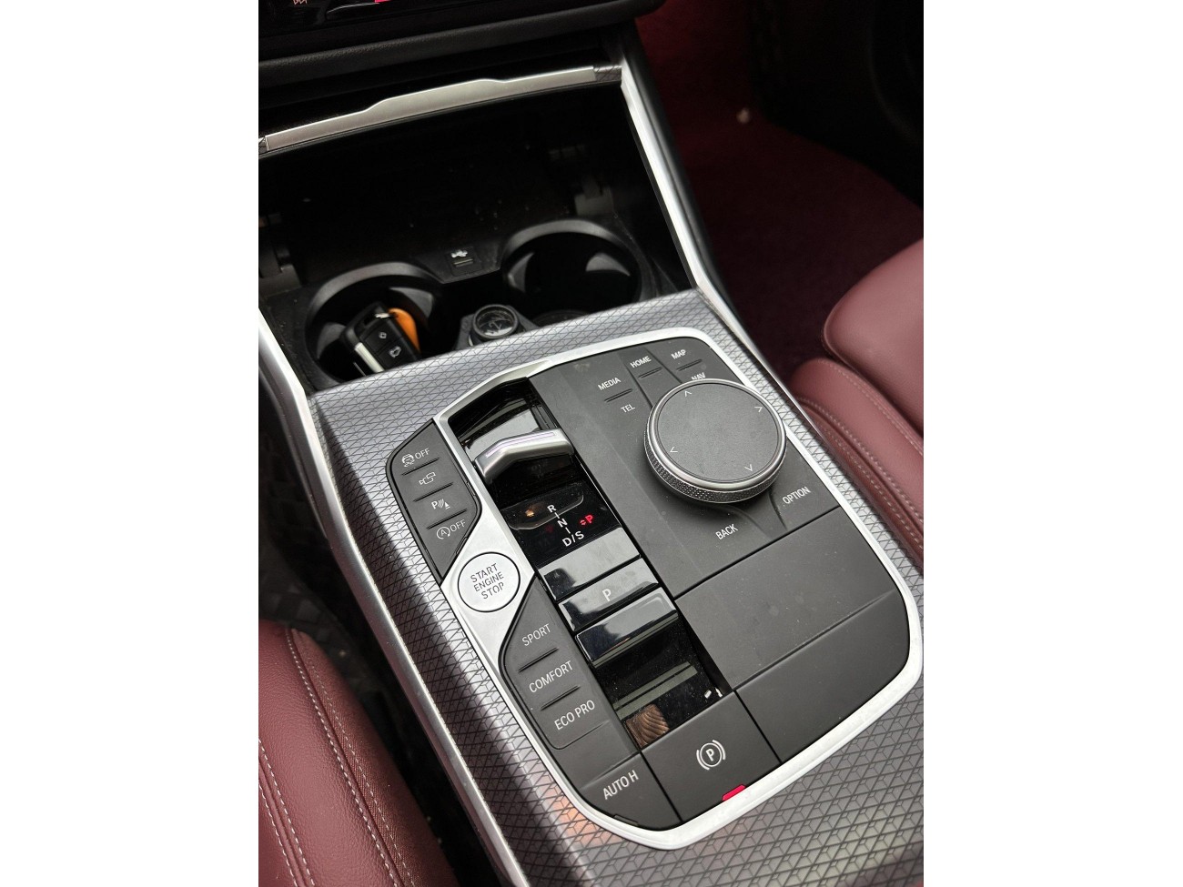 BMW 330Li 2025