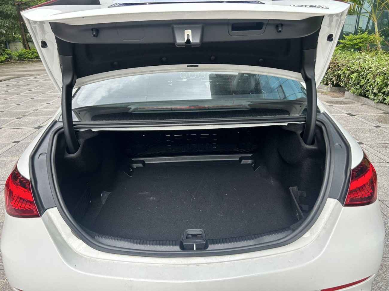 Mercedes-Benz C 260 L 2025