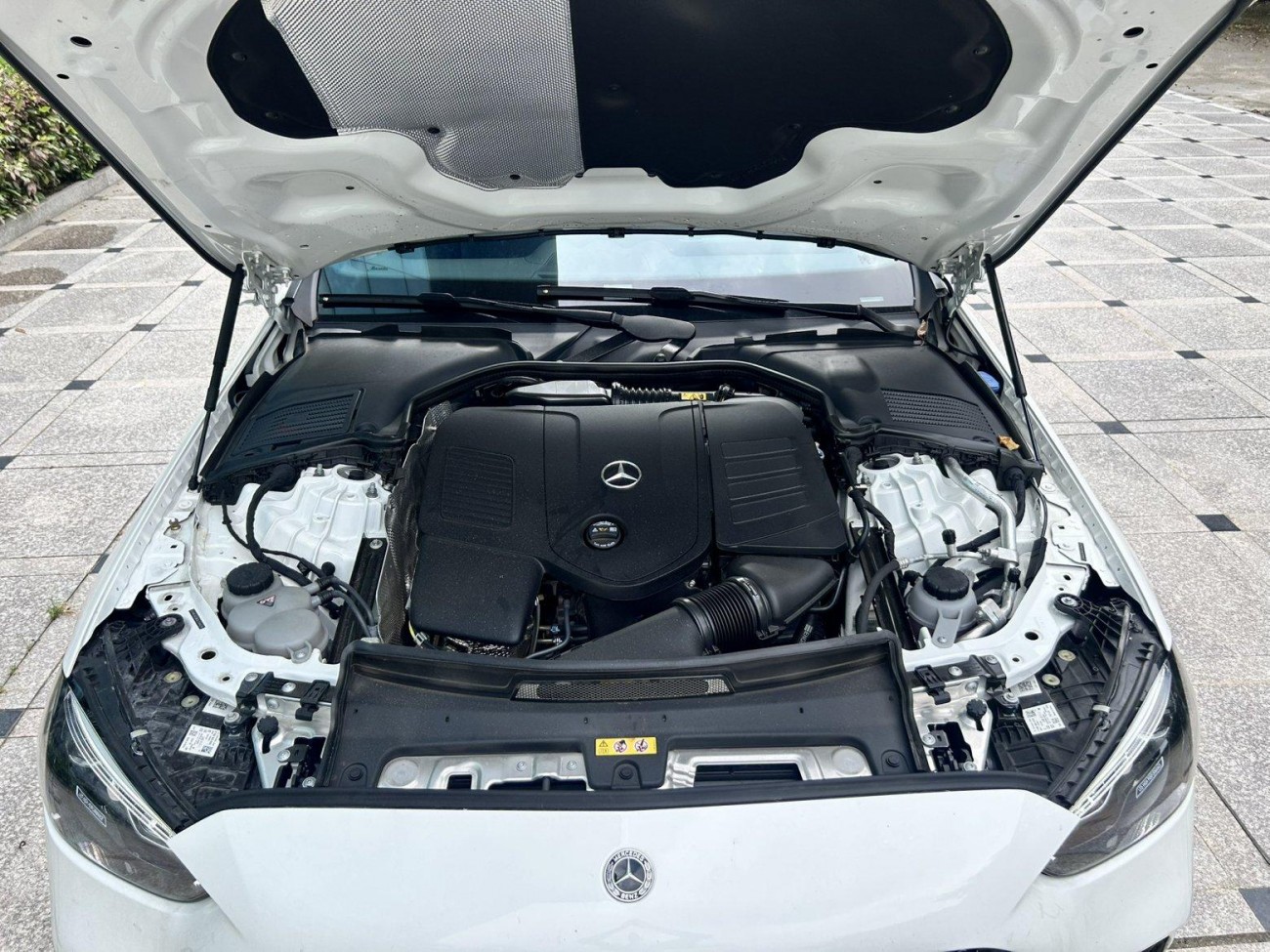 Mercedes-Benz C 260 L 2025