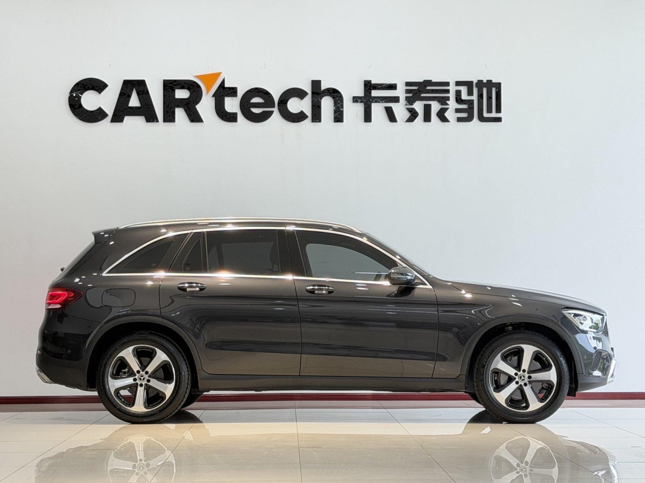 Mercedes-Benz GLC 260 L 2022
