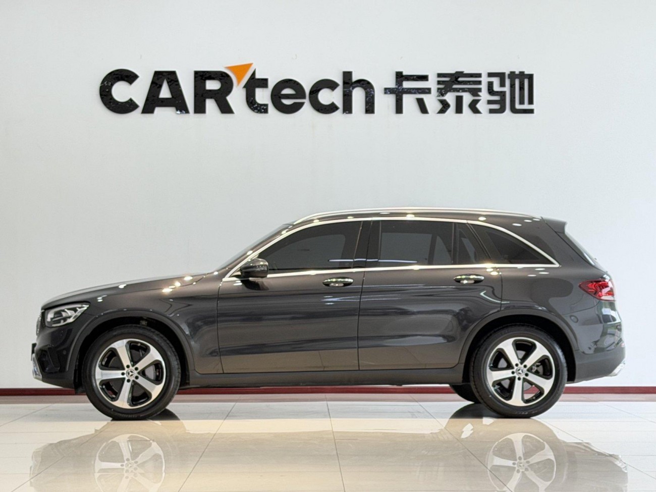 Mercedes-Benz GLC 260 L 2022
