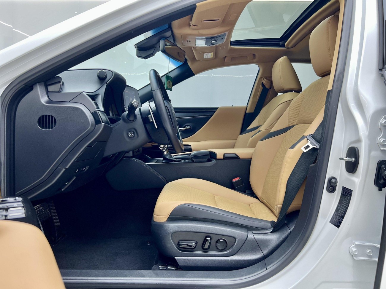 Lexus ES 300h 2022