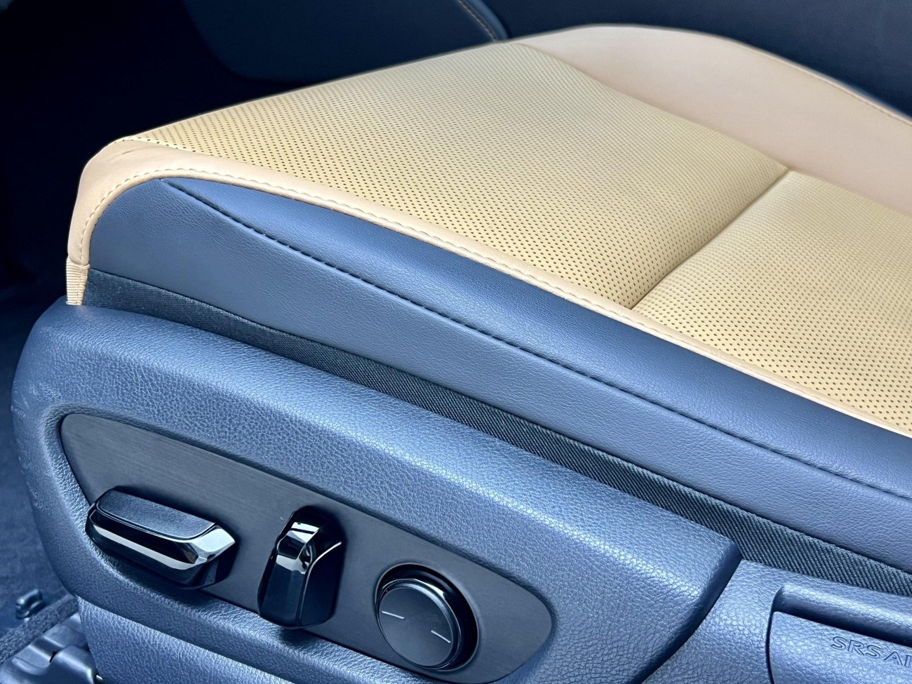 Lexus ES 300h 2022