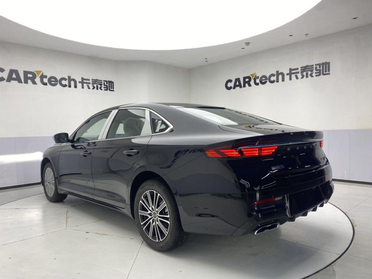 Geely Preface 2026