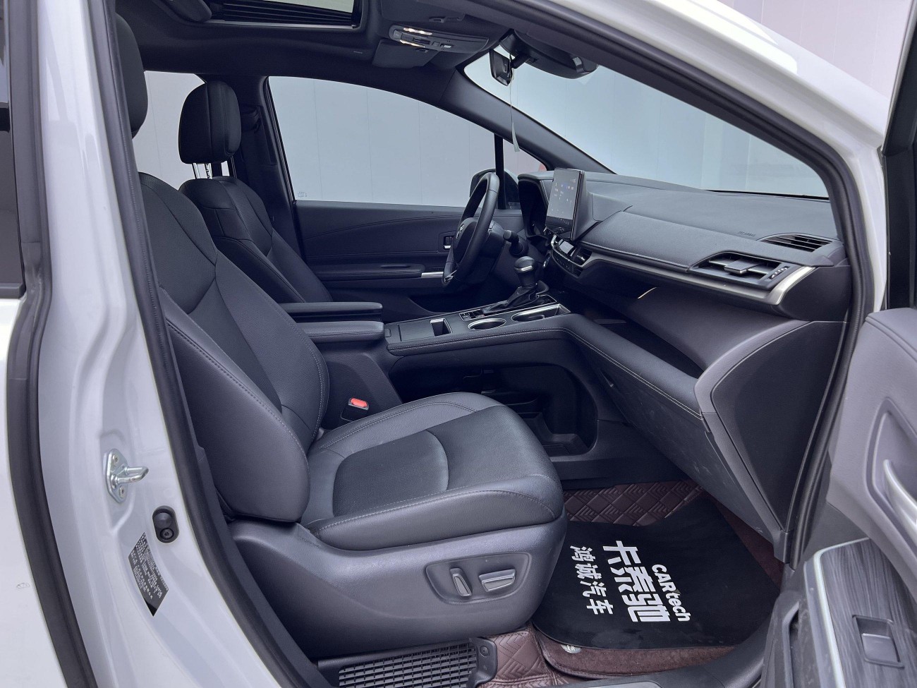 Toyota Sienna 2024