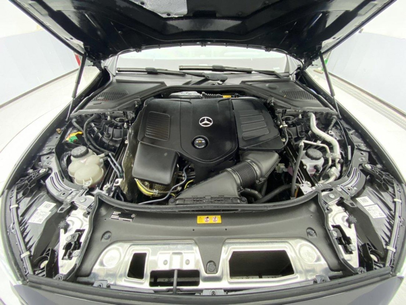 Mercedes-Benz E 350 e 2025