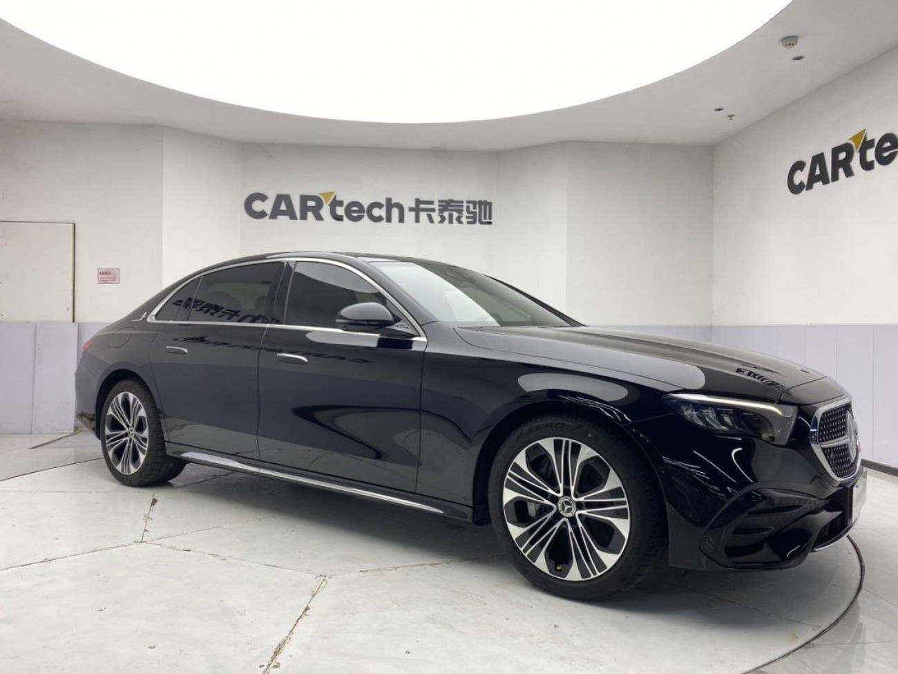 Mercedes-Benz E 350 e 2025