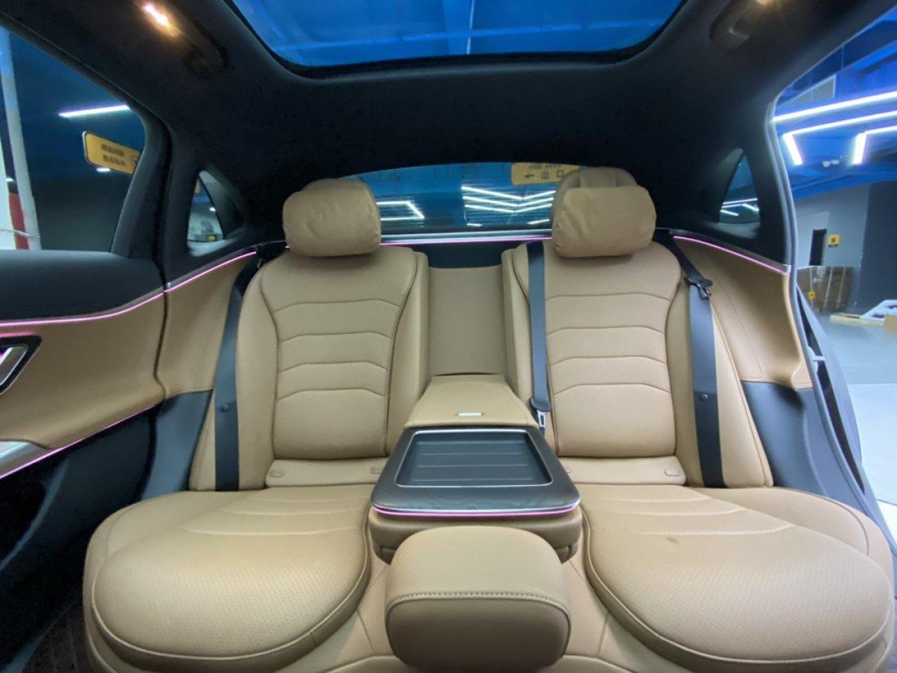Mercedes-Benz E 350 e 2025