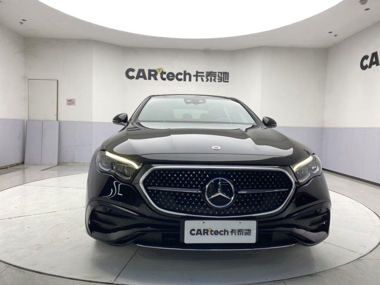 Mercedes-Benz E 350 e 2025