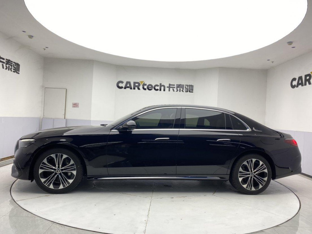 Mercedes-Benz E 350 e 2025