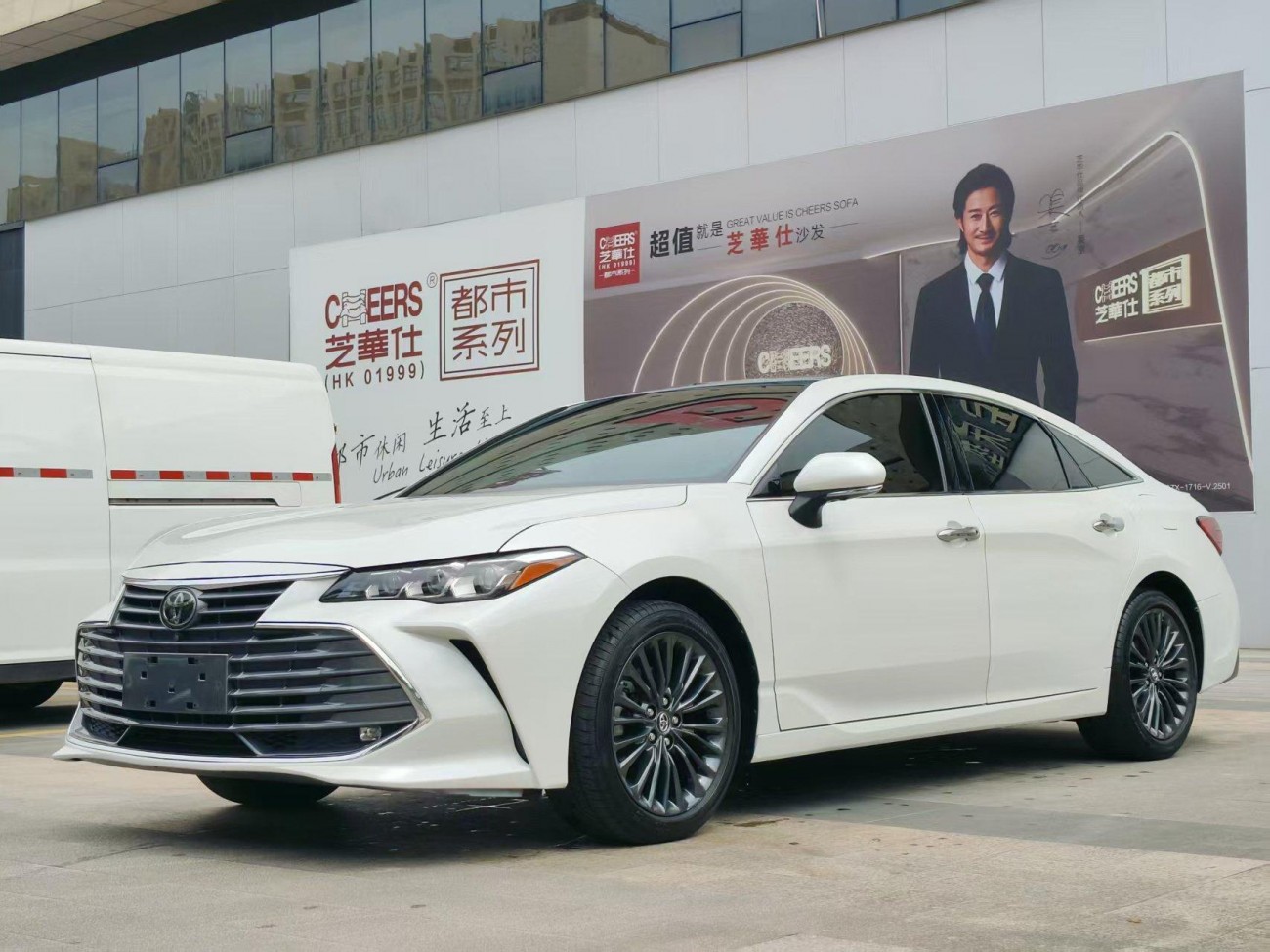 Toyota Avalon 2019