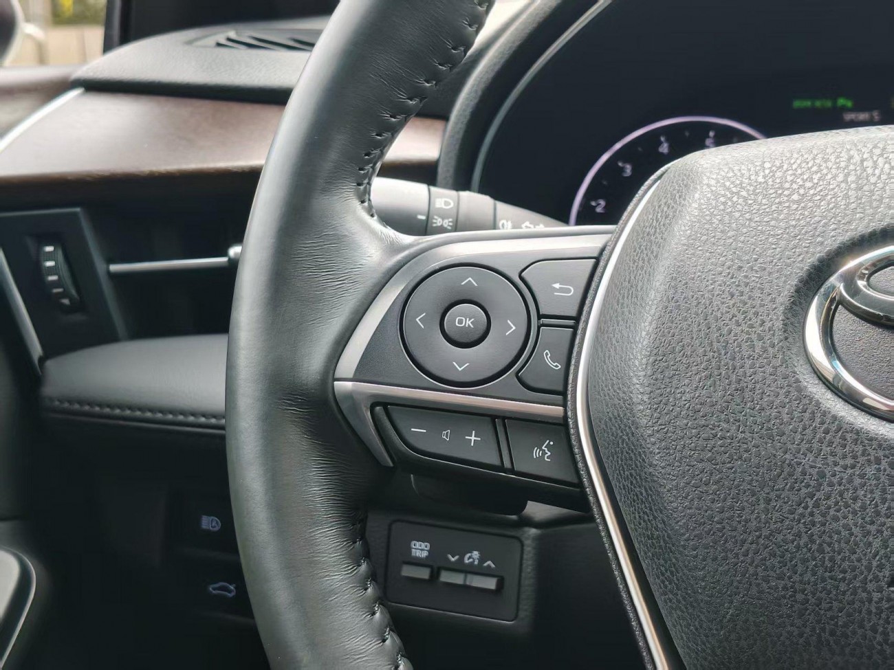 Toyota Avalon 2019