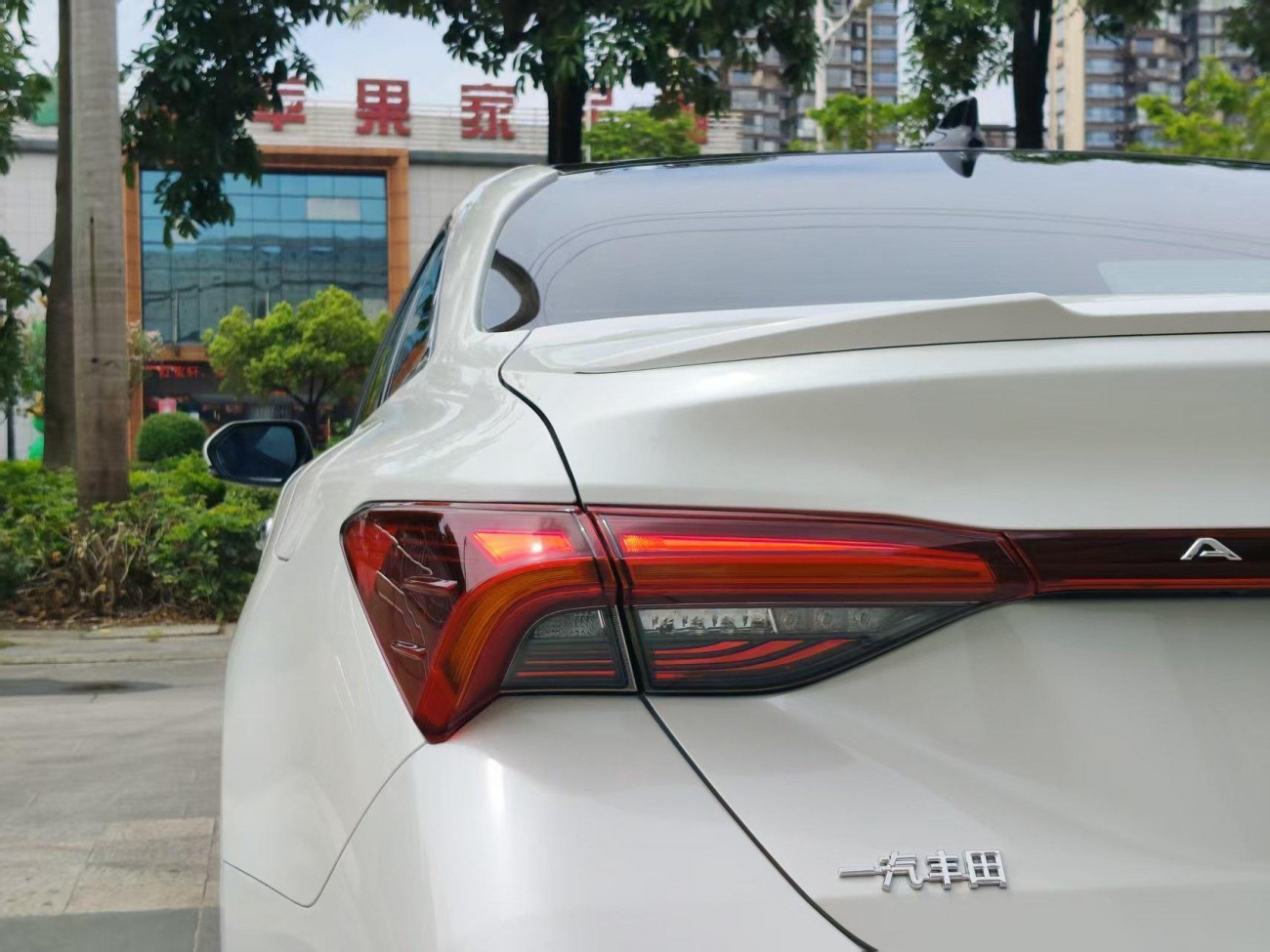 Toyota Avalon 2019