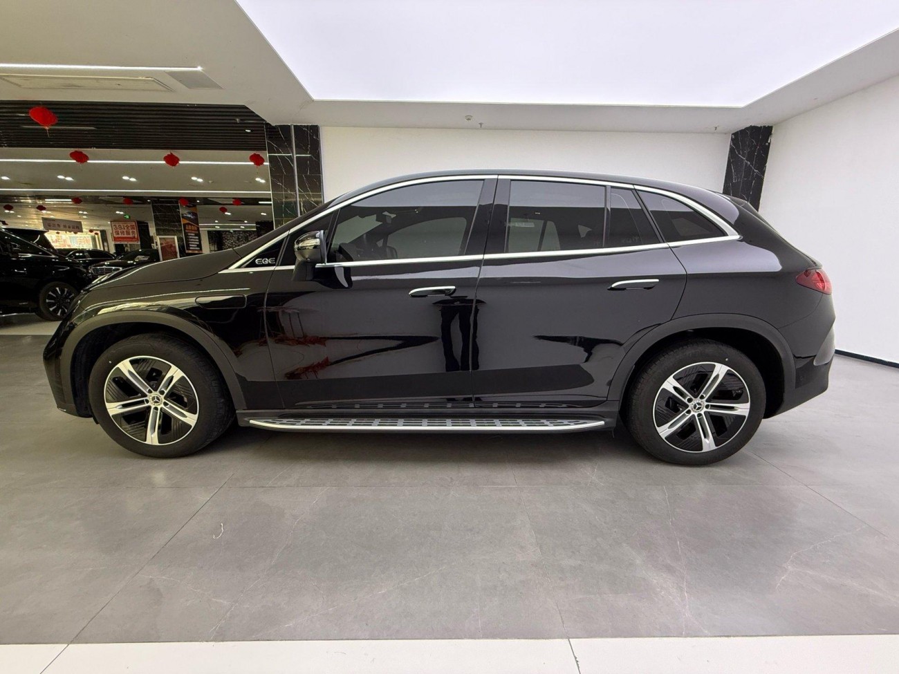 Mercedes-Benz EQE 2025