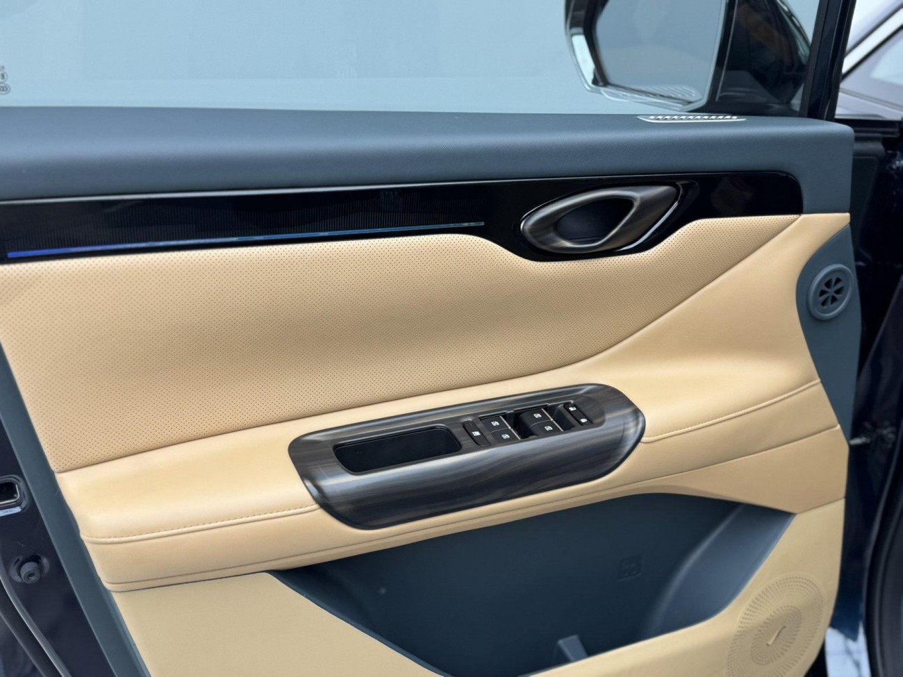 Trumpchi E8 2023