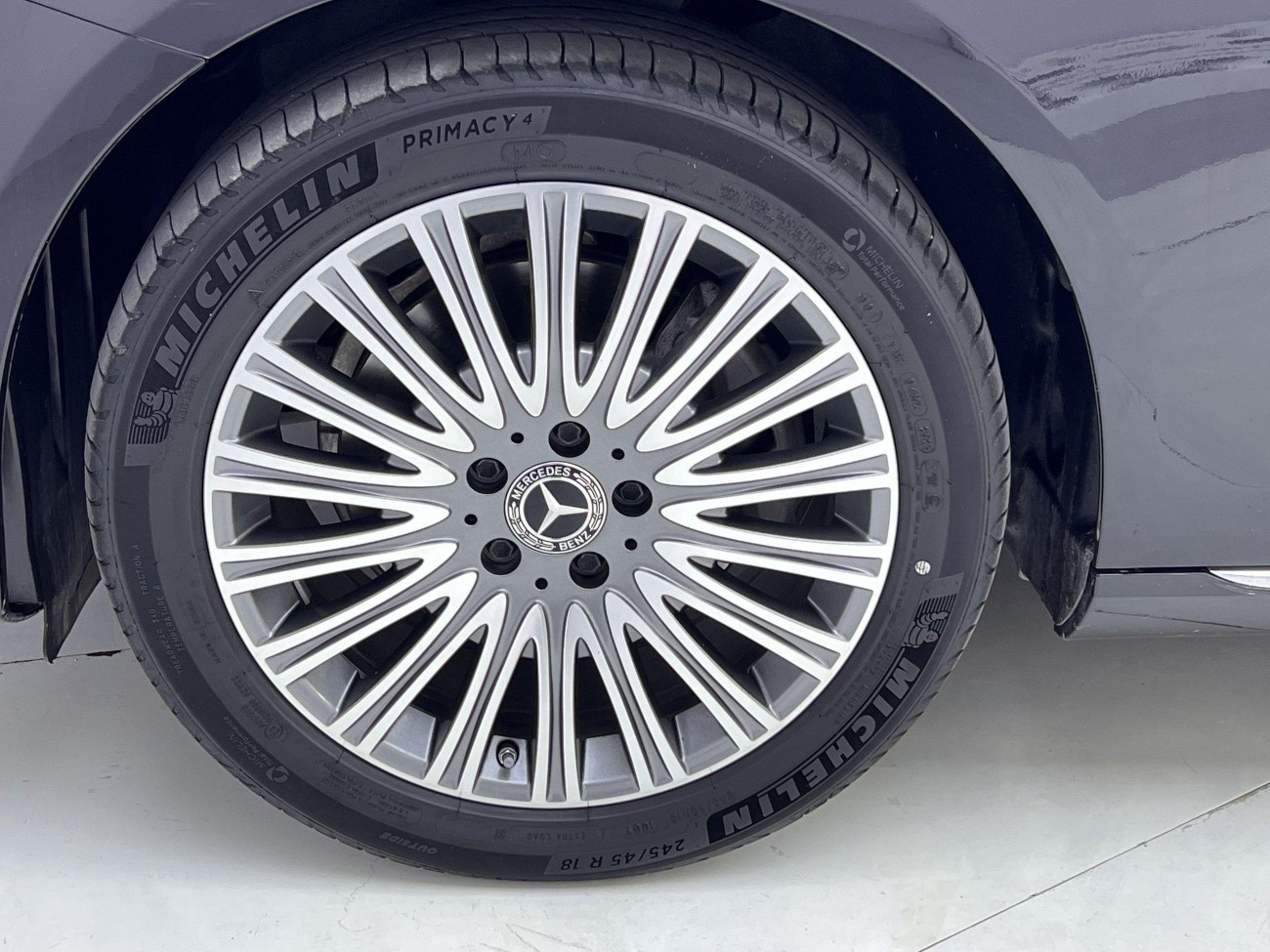 Mercedes-Benz E 300 L 2023