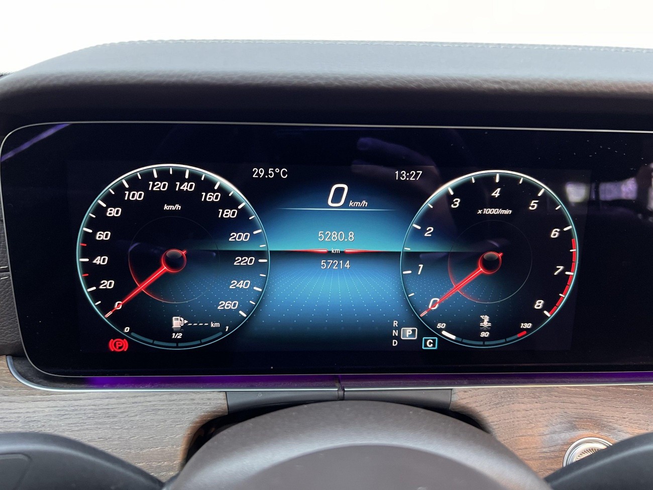 Mercedes-Benz E 300 L 2023