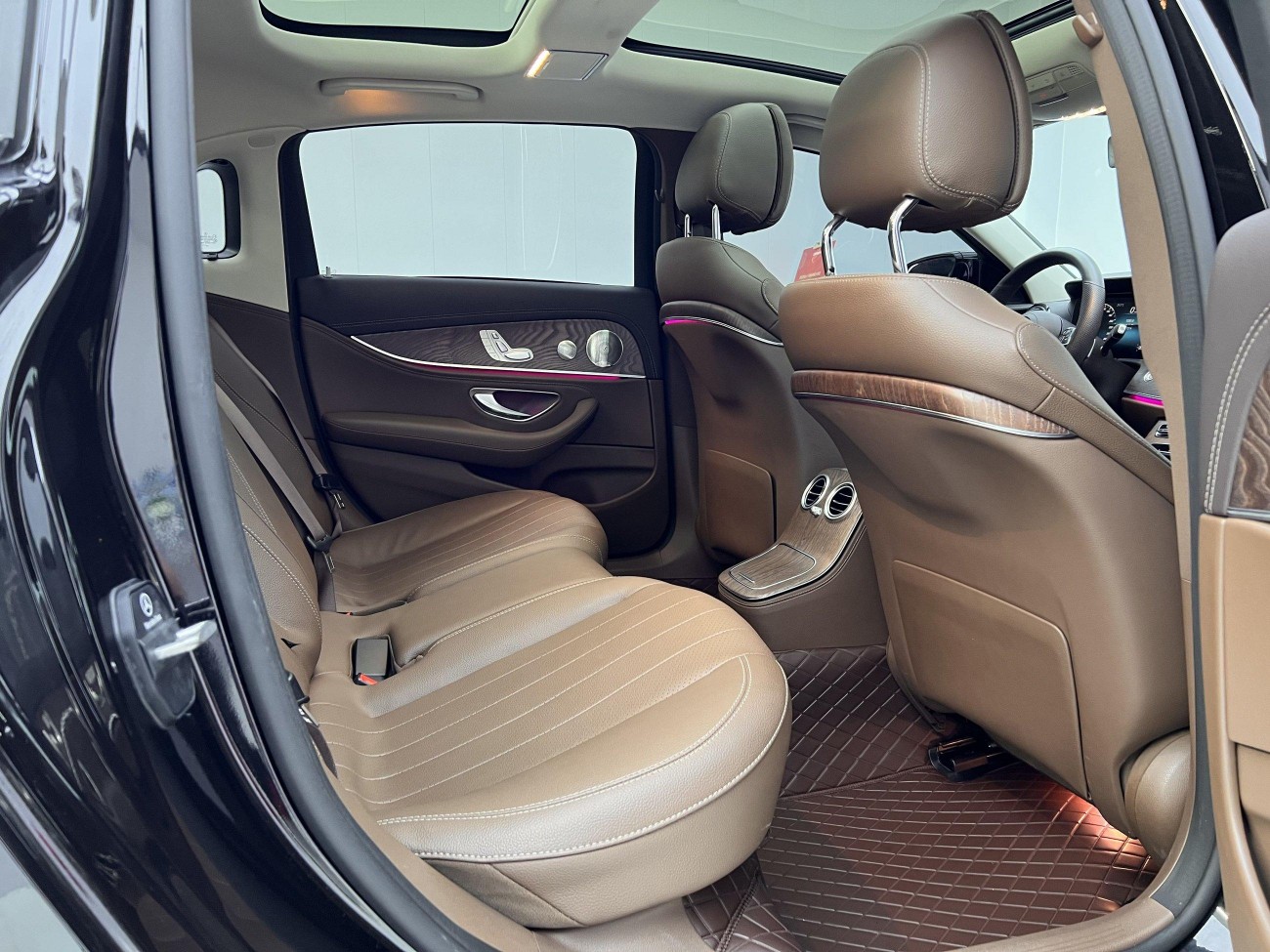 Mercedes-Benz E 300 L 2023