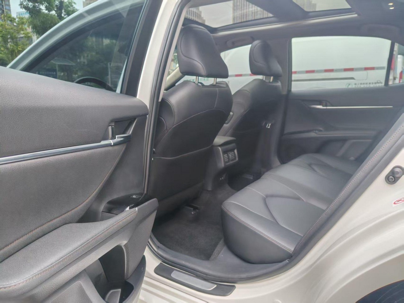 Toyota Camry 2019