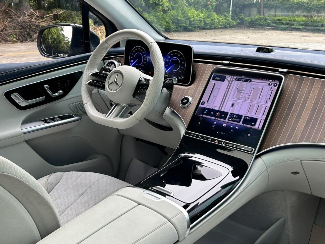 Mercedes-Benz EQE 2023