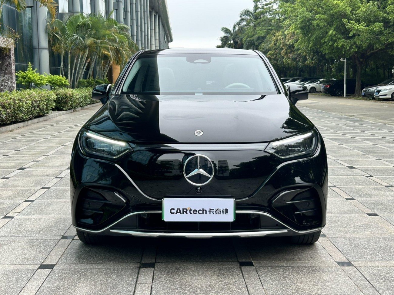 Mercedes-Benz EQE 2023