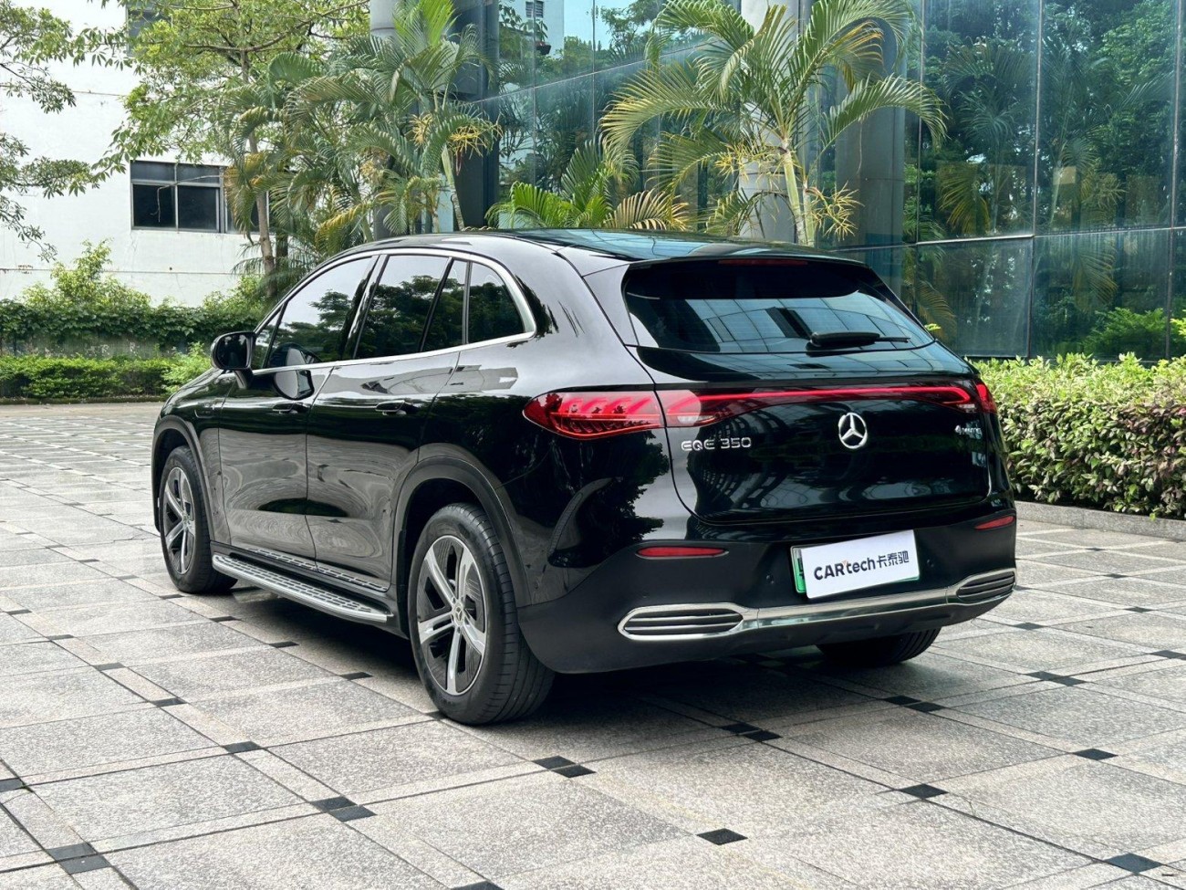 Mercedes-Benz EQE 2023