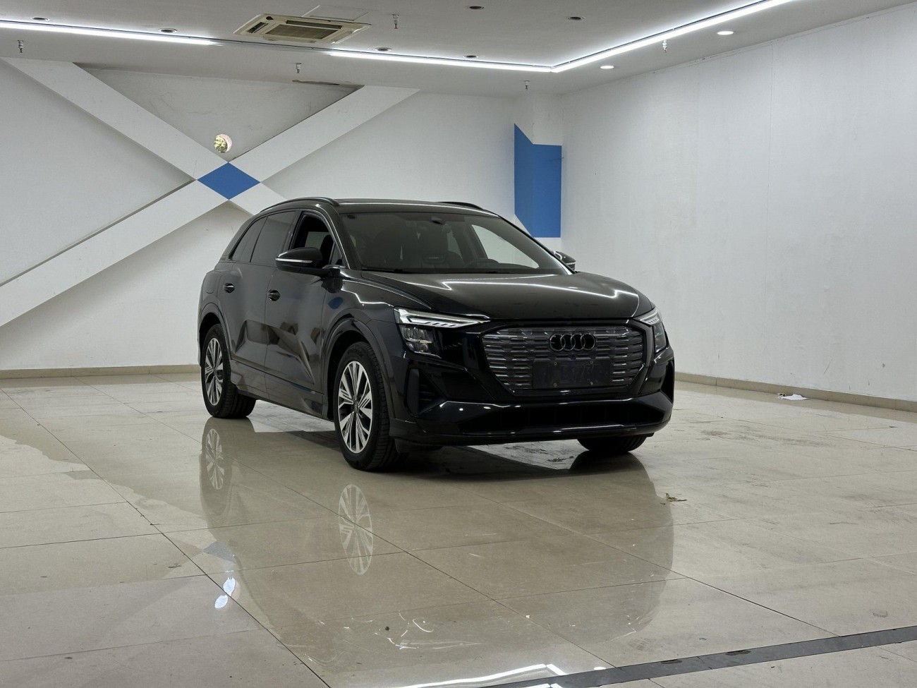 Audi Q5 e-tron 2024