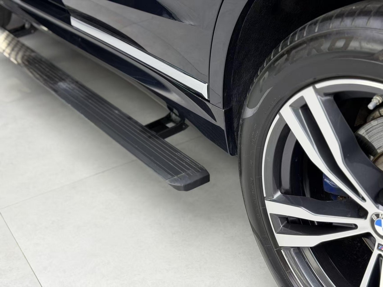 BMW X7 2021